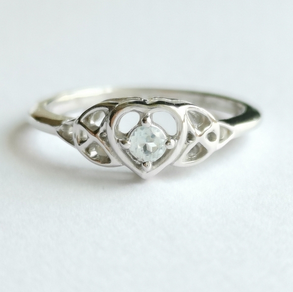 Blue Topaz Ring Celtic Trinity Symbol Size 7 🆕 - Picture 7 of 7